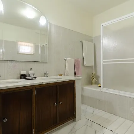 5br With Private Pool And Snooker