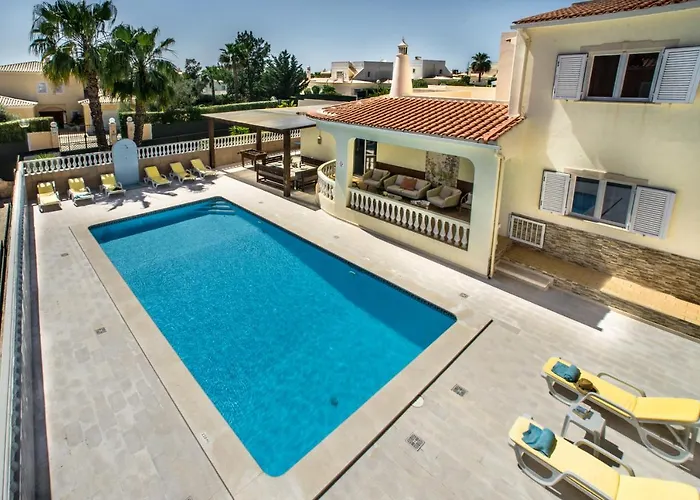 Villa 5Br Villa With Private Pool And Snooker Room