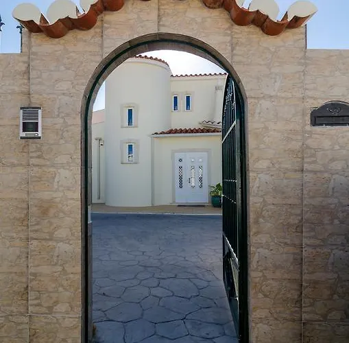 Villa 5br With Private Pool And Snooker *