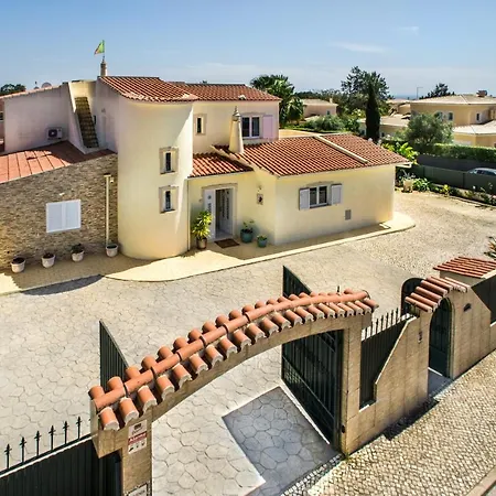 5Br Villa With Private Pool And Snooker Room * Карвоейру