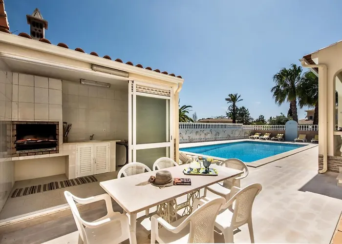 Villa 5Br Villa With Private Pool And Snooker Room